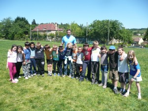 Eden initie les jeunes écoliers couxois à la pratique du rugby